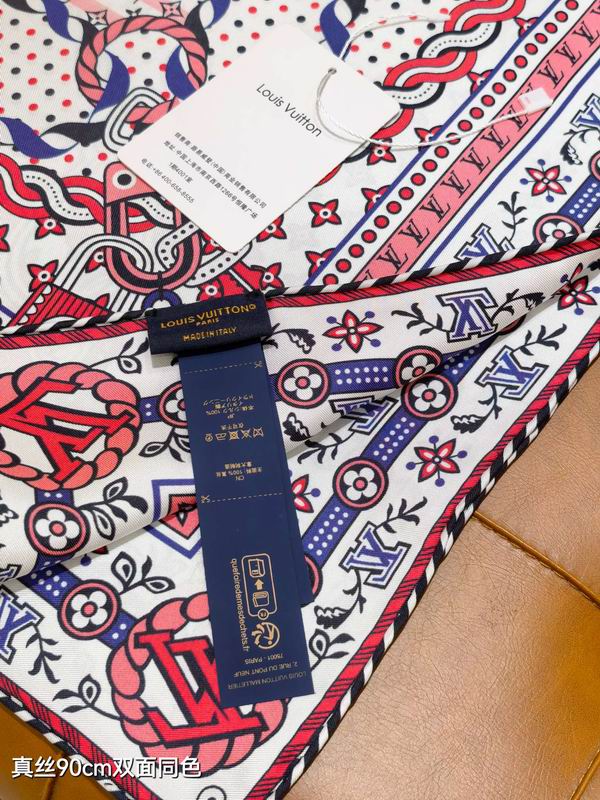 LV silk scarf slv2537 90X90cm E20 (4)