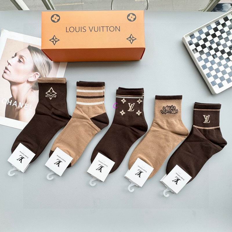 LV socks (2)