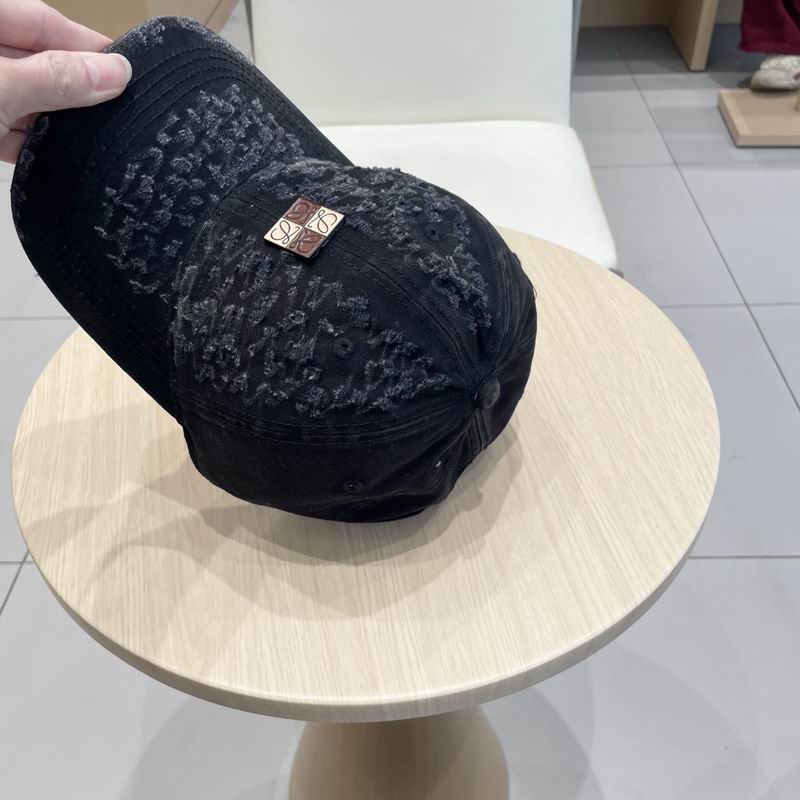 Loewe cap (54)