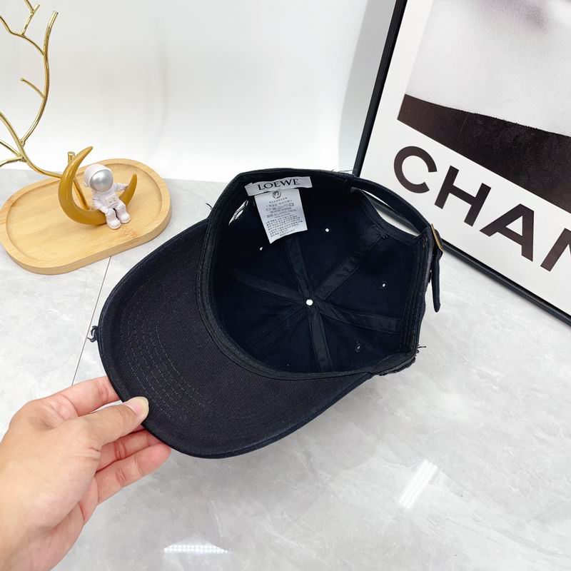 Loewe cap dx (20)