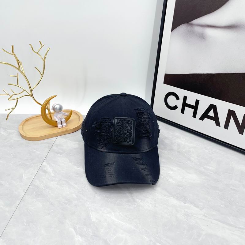 Loewe cap dx (23)