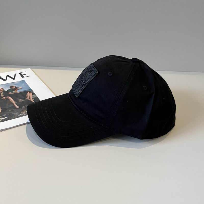 Loewe cap dx (42)