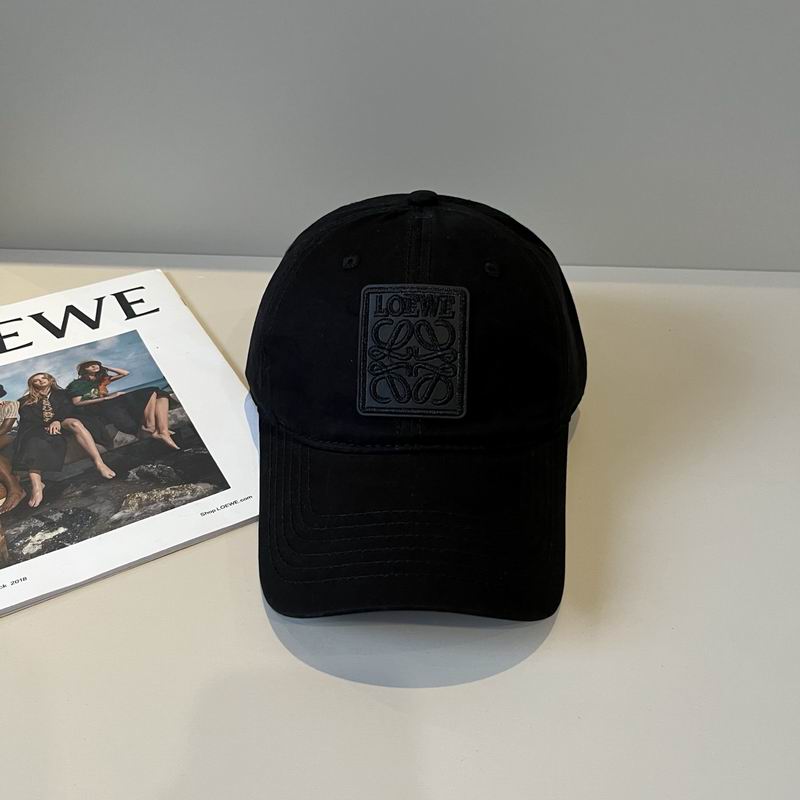 Loewe cap dx (45)