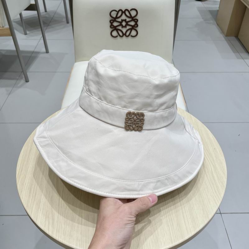 Loewe hat (143)