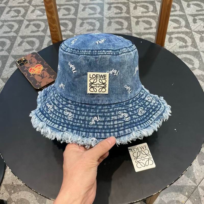 Loewe hat (70)