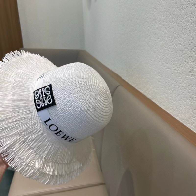 Loewe top hat (54)