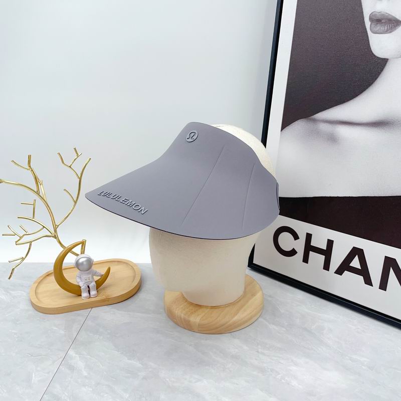 Luluemon visor dx (60)