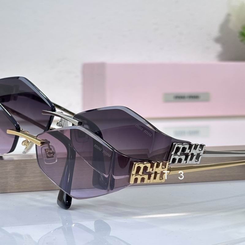 MiuMiu MU140AV 65 17 142 c07