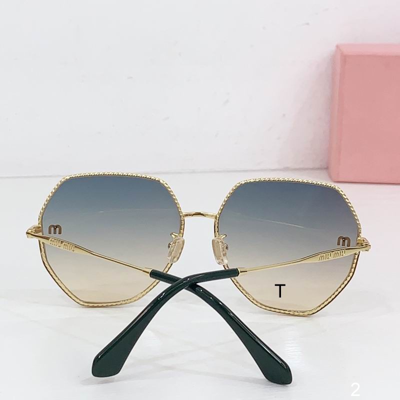 MiuMiu  66G 58 17-140 b07