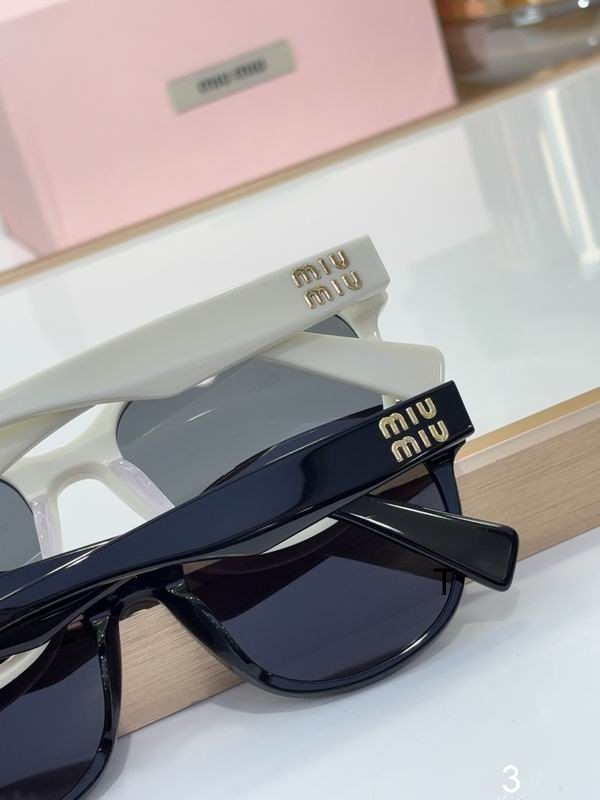 MiuMiu 02V 54 19-145 b09