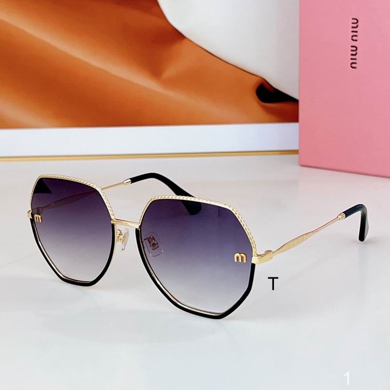 MiuMiu 66G 58 17-140 a02