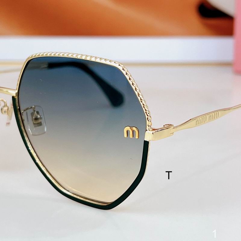 MiuMiu 66G 58 17-140 a07