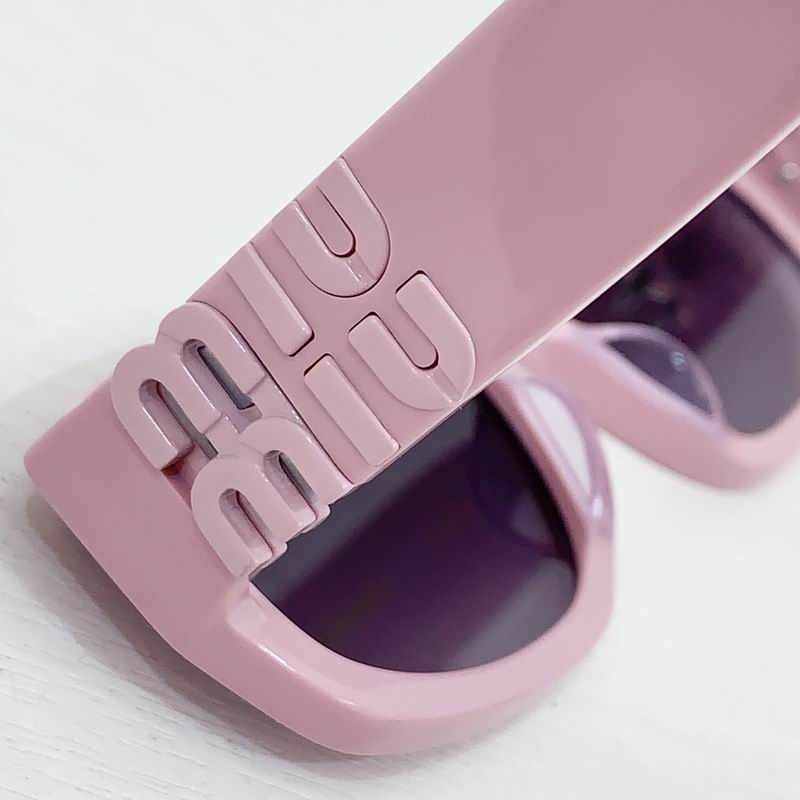 MiuMiu A626S 57 20-140 b08