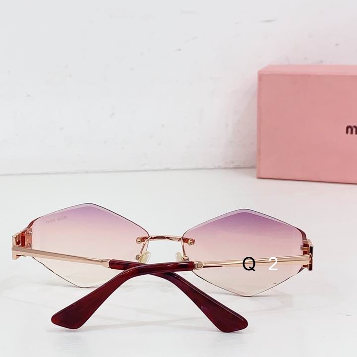 MiuMiu MU140AV 65 17 142 b08