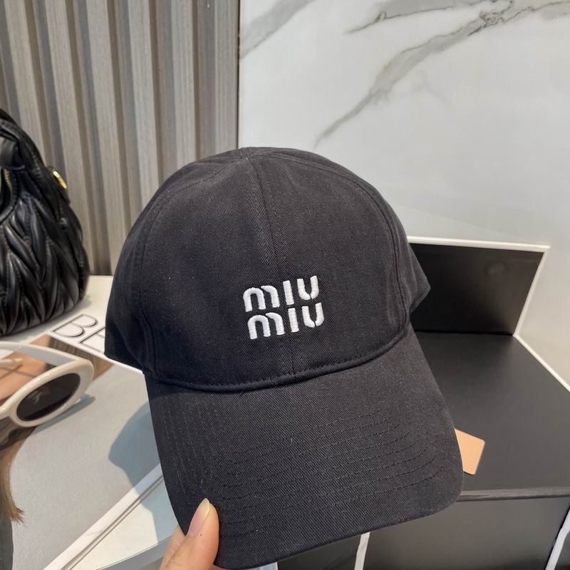 Miumiu cap dx (213)