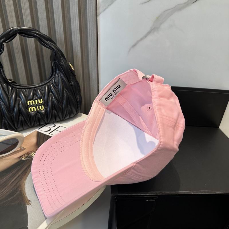 Miumiu cap dx (330)