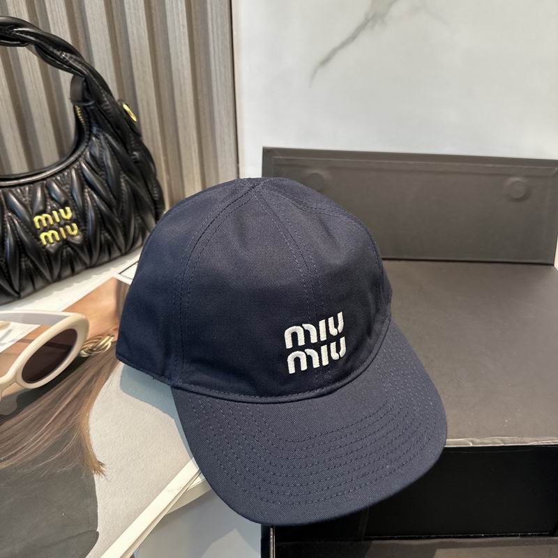 Miumiu cap dx (375)