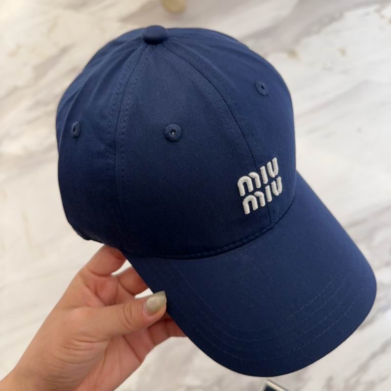 Miumiu cap dx (543)