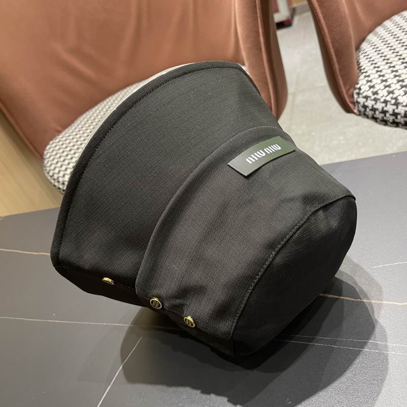 Miumiu hat (137)