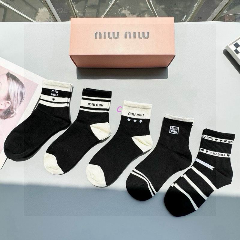 Miumiu socks (1)