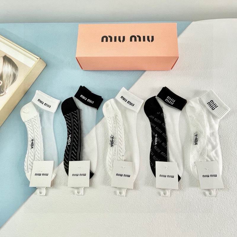 Miumiu socks QY (1)