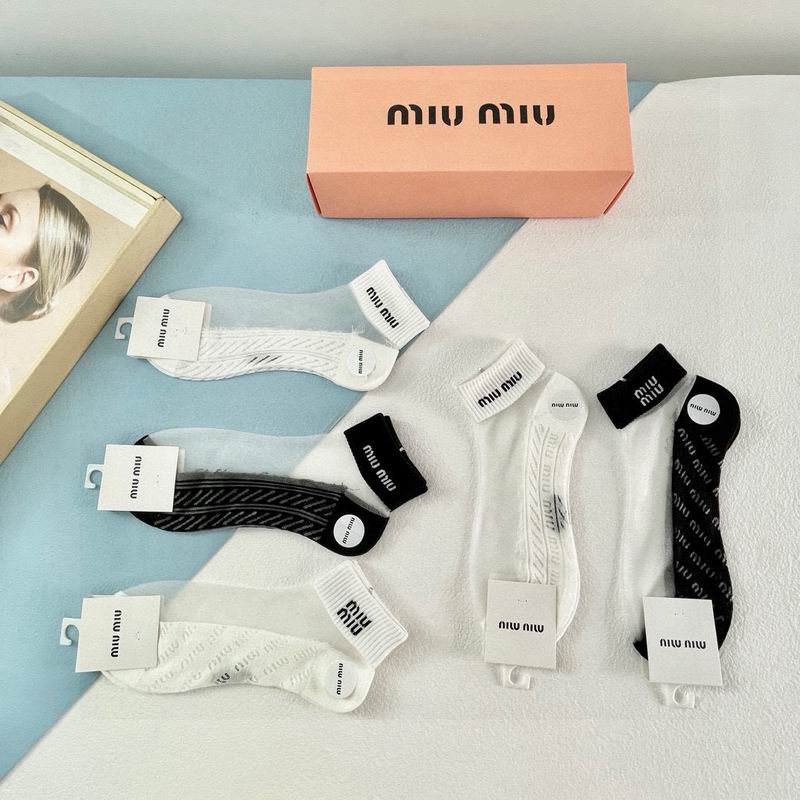 Miumiu socks QY (5)