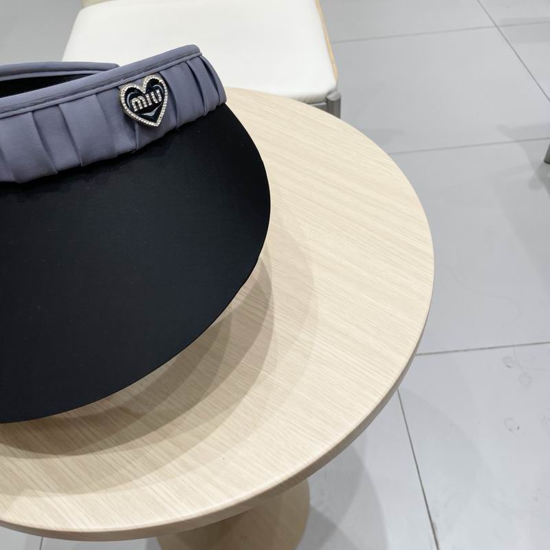 Miumiu visor (90)