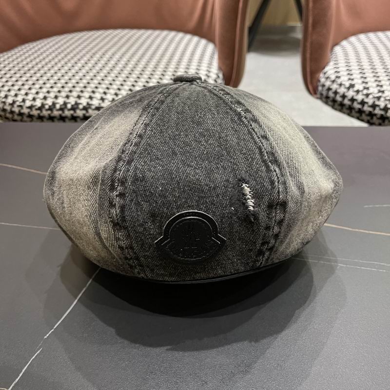 Moncler beret (20)