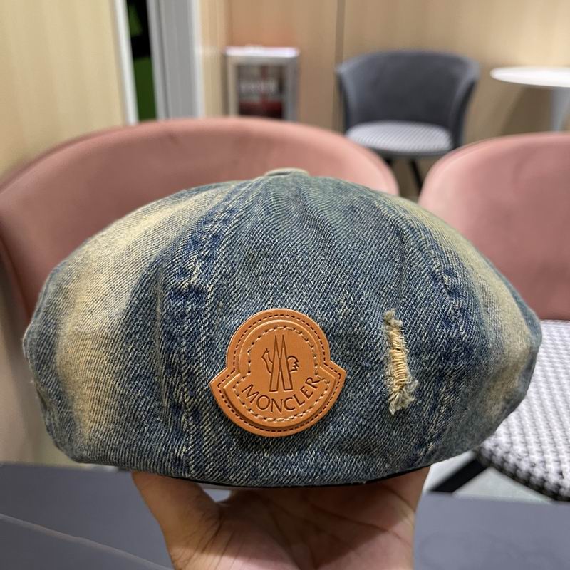 Moncler beret (24)