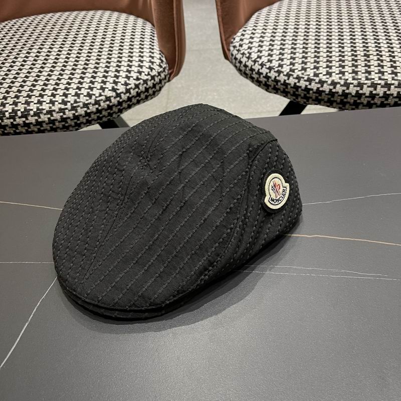 Moncler beret (50)