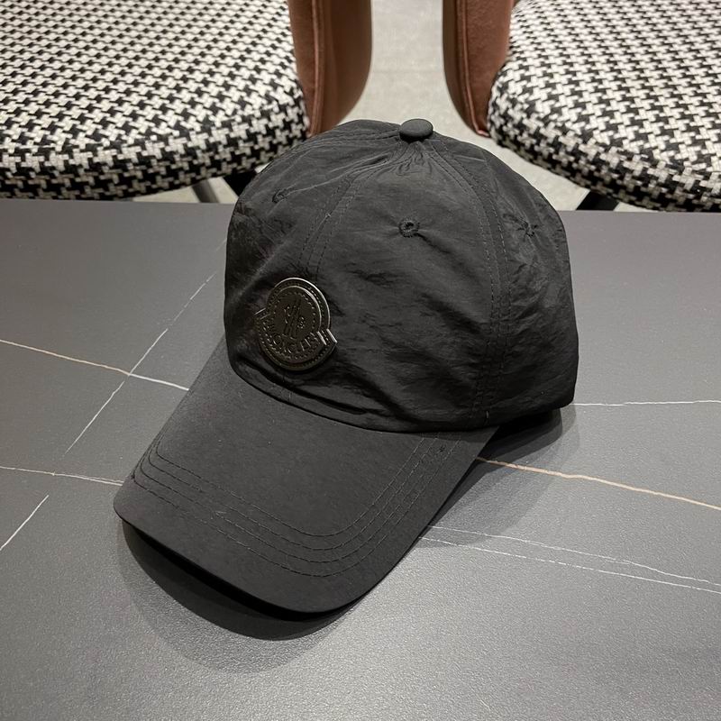 Moncler cap (112)