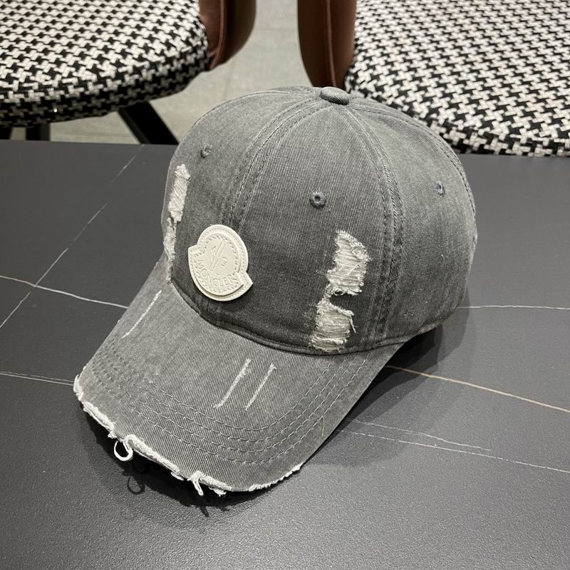 Moncler cap (120)