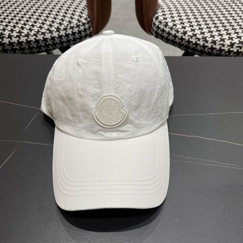 Moncler cap (124)