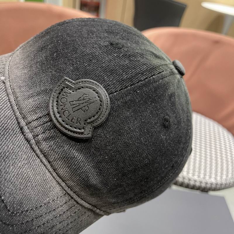 Moncler cap (15)