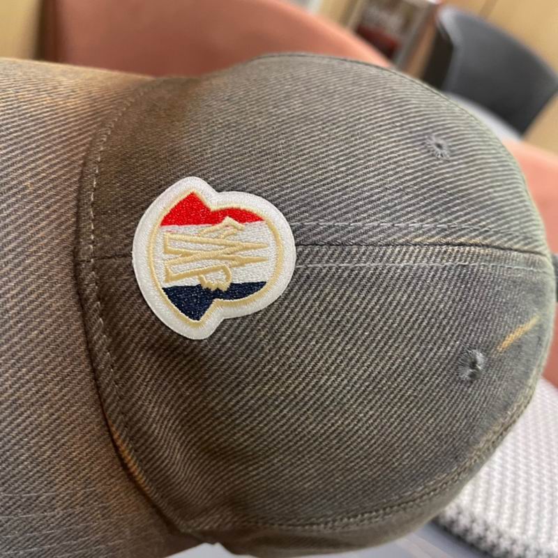 Moncler cap (199)