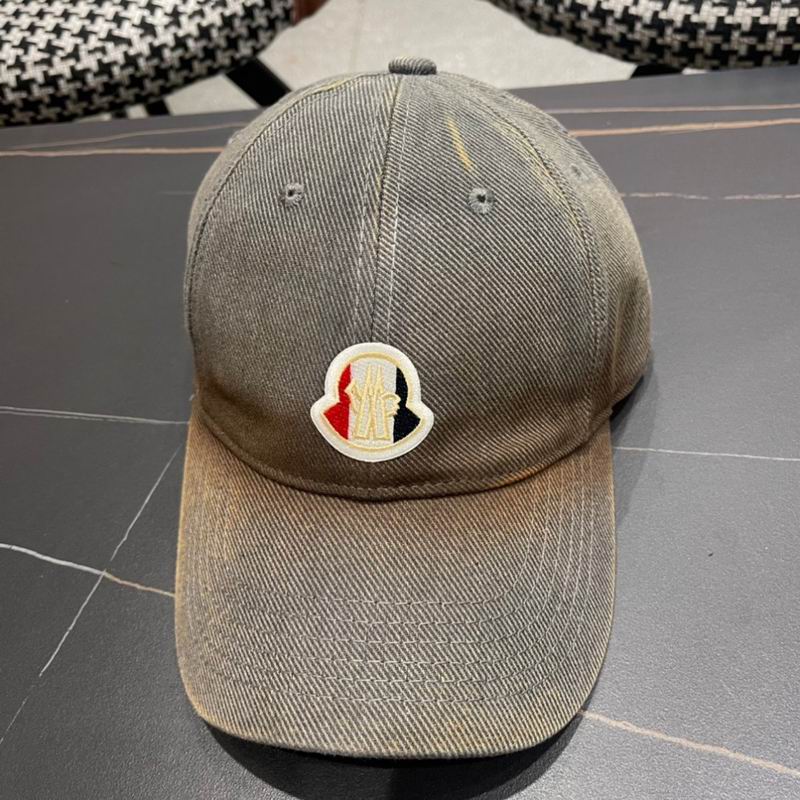 Moncler cap (200)