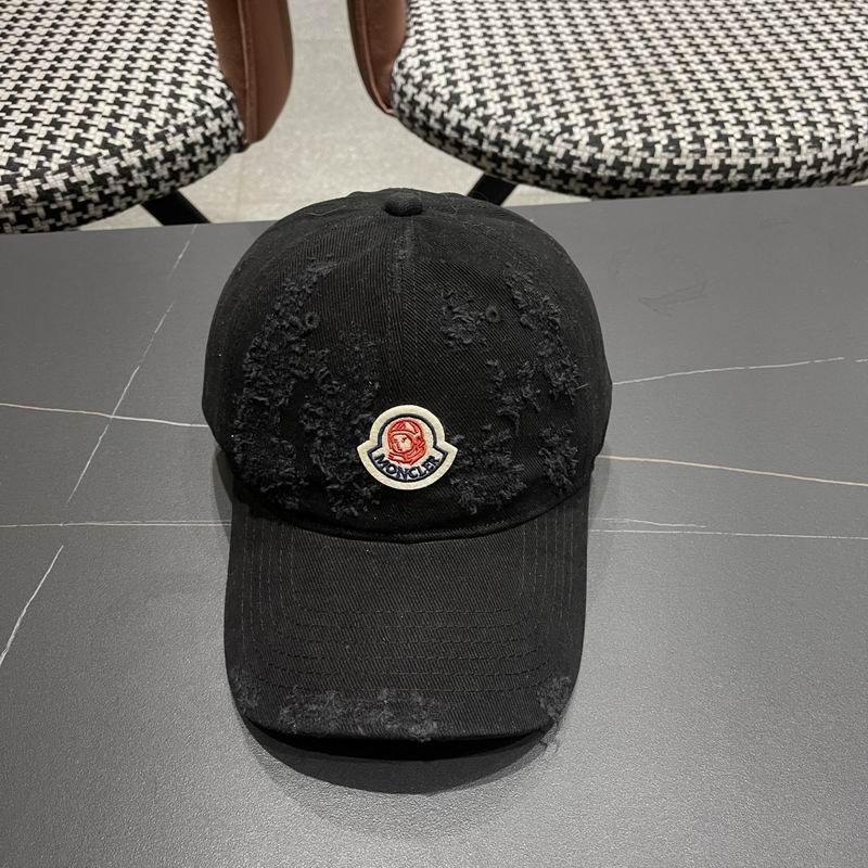 Moncler cap (270)
