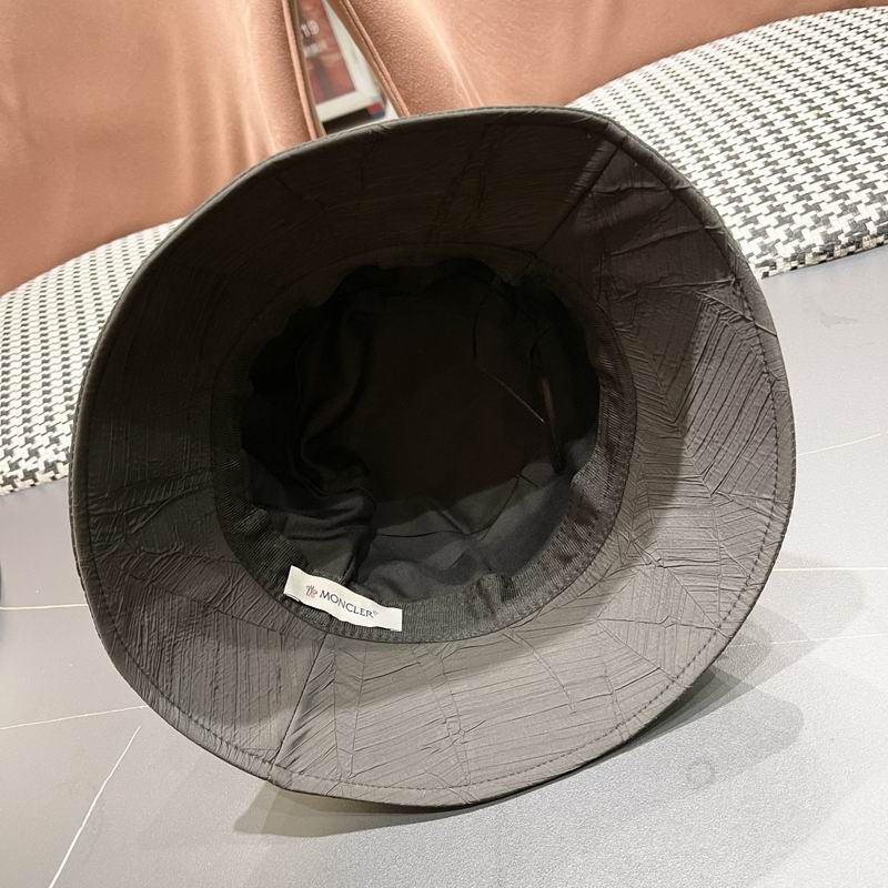 Moncler hat (12)