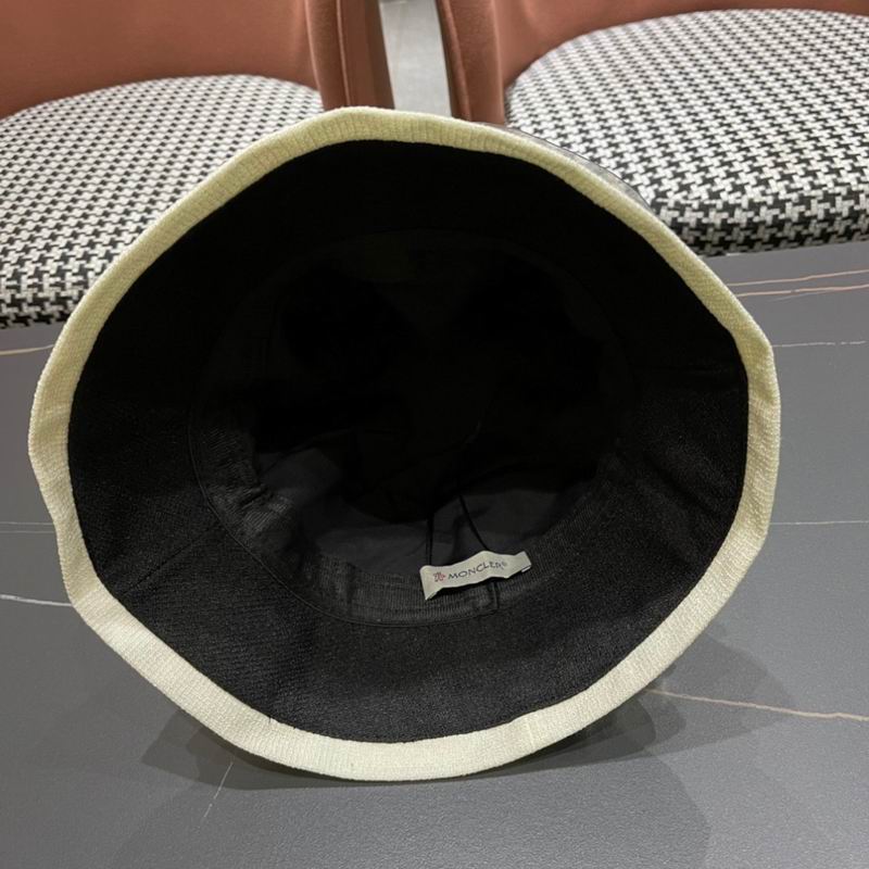 Moncler hat (132)
