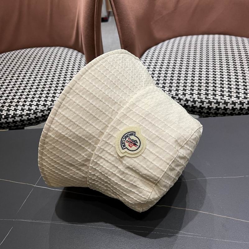 Moncler hat (24)