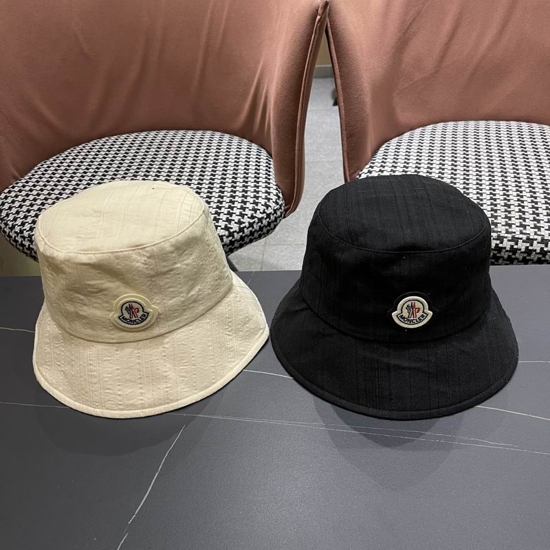 Moncler hat (7)