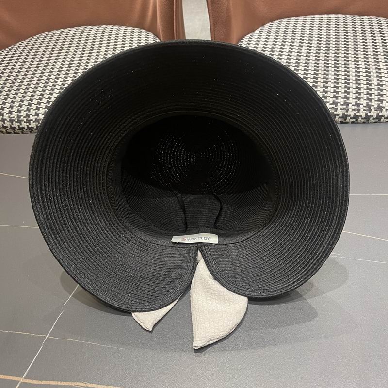 Moncler top hat (12)