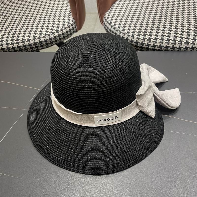 Moncler top hat (21)