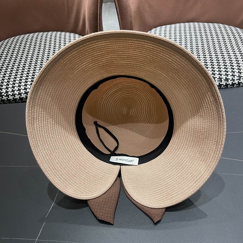 Moncler top hat (23)