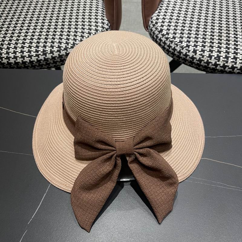 Moncler top hat (28)