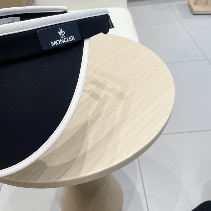 Moncler visor (46)