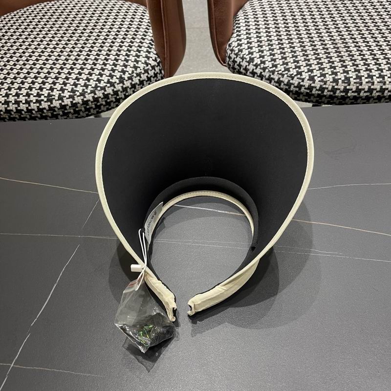 Moncler visor (79)