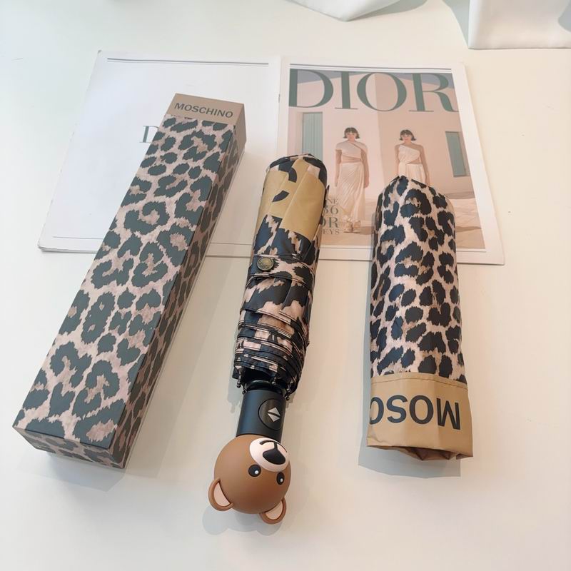 Moschino Umbrella (2)