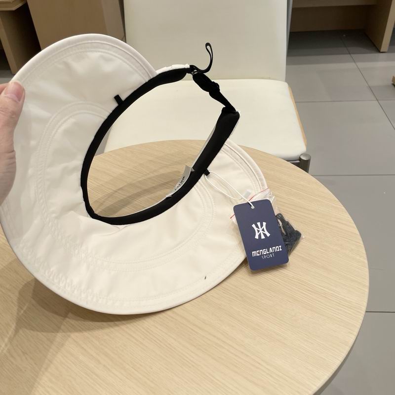 Prada Visor (117)