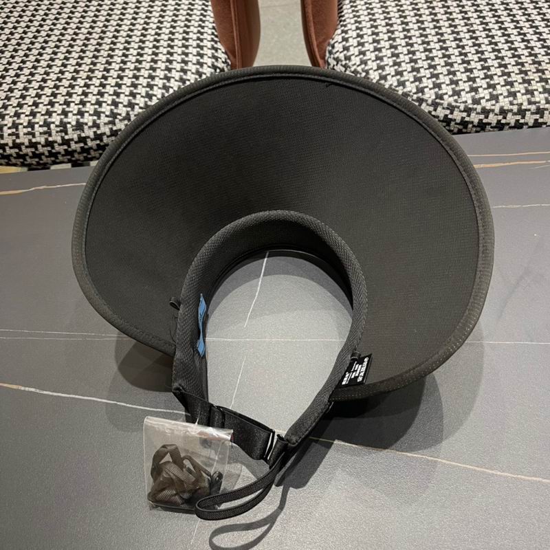 Prada Visor (86)
